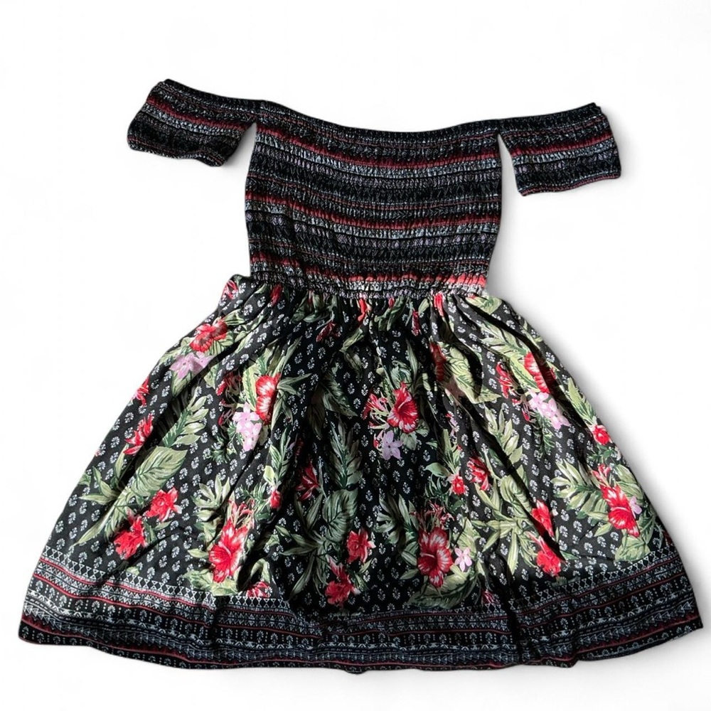 Derek Heart Off-Shoulder Dress